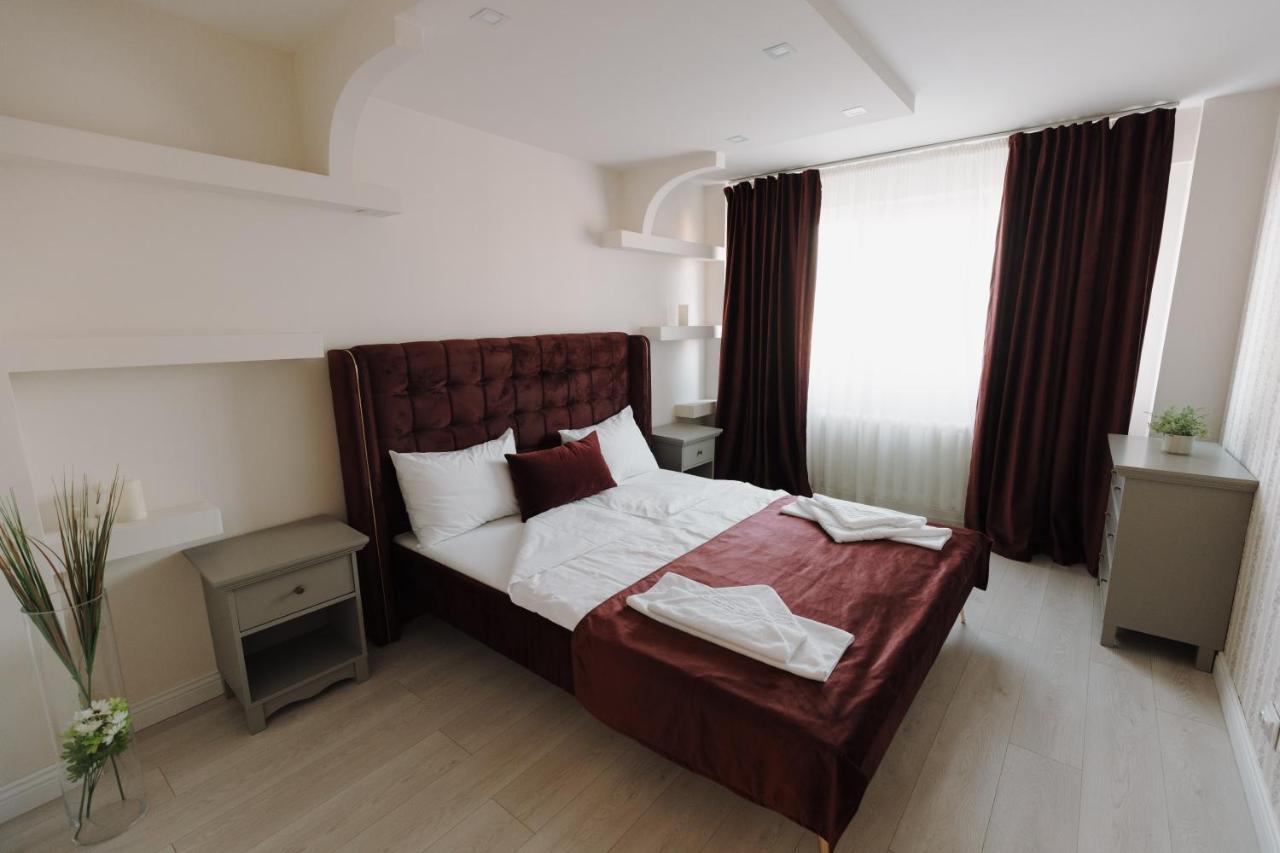 Bear'S Apartment Alba Iulia Exteriör bild